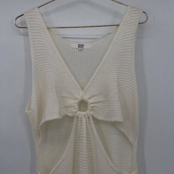 Madden NYC Plus Cut-Out Ring Detail Crochet Mini Dress Women's XXXL - Picture 3 of 9